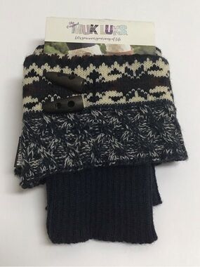 Muk Luks Boot Toppers Knit Cuff Navy Blue Brown Argyle Wood Button Acrylic NEW